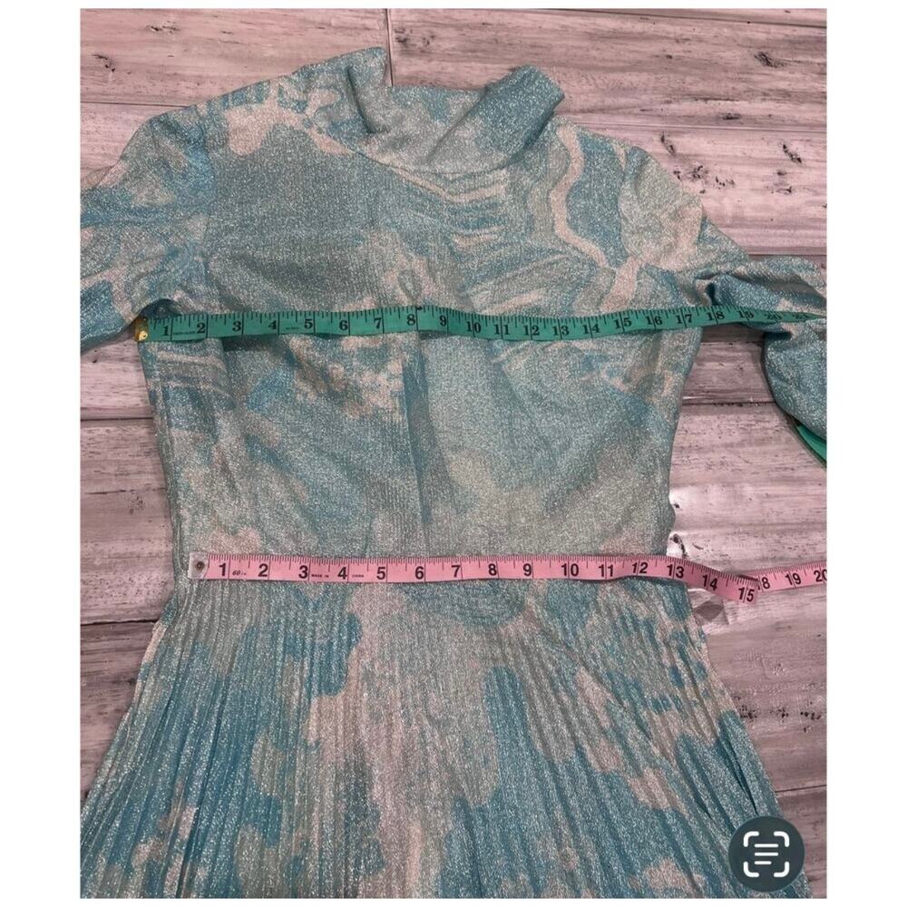 Vintage 1970s Carillon New York Blue Silver Lurex Pleated Maxi Gown - Picture 15 of 16